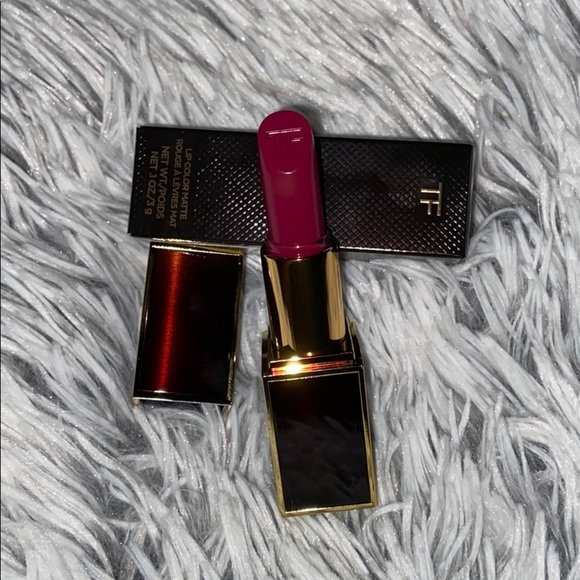 Tom Ford lip color Matte - 16 velvet violet